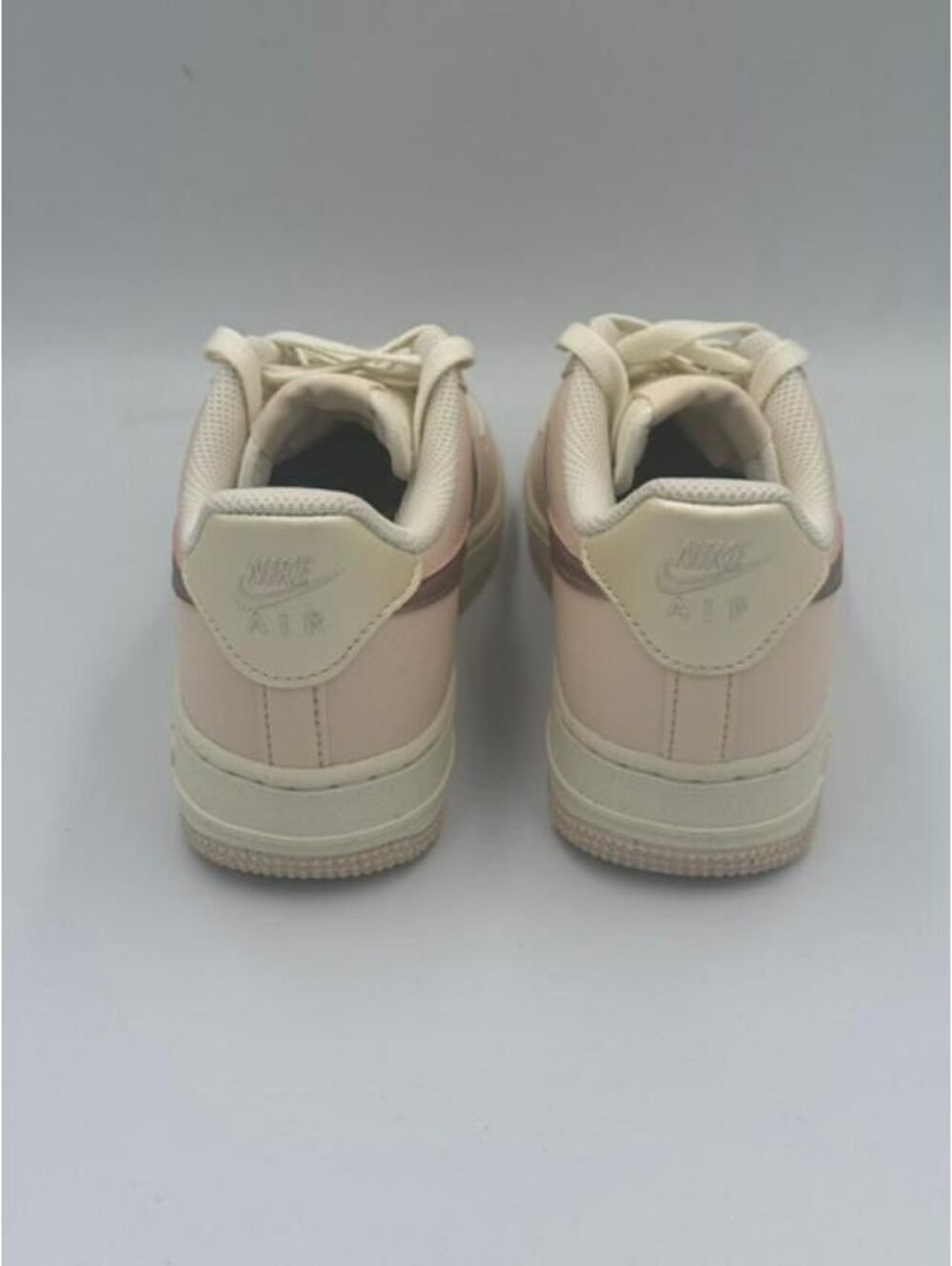 Nike Air Force 1 Low Pink/White Women's 6.5 - New - Picture 4 of 7